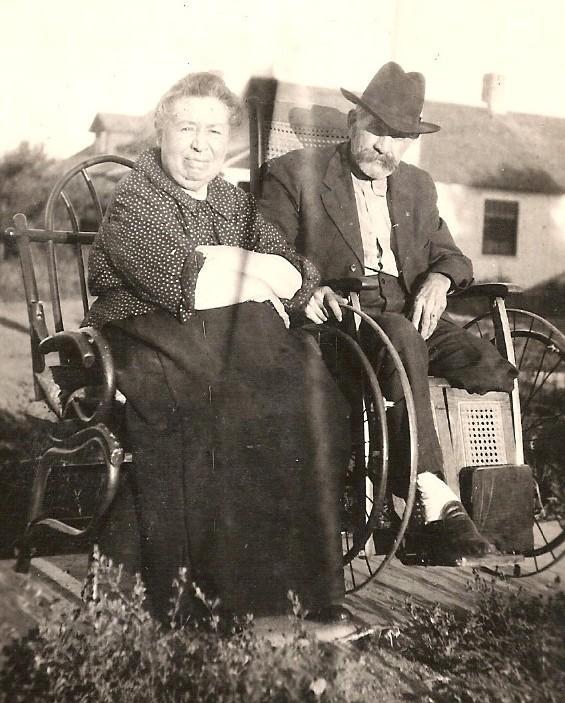 Mary and Ed Whiting photo of Mary and Ed Whiting